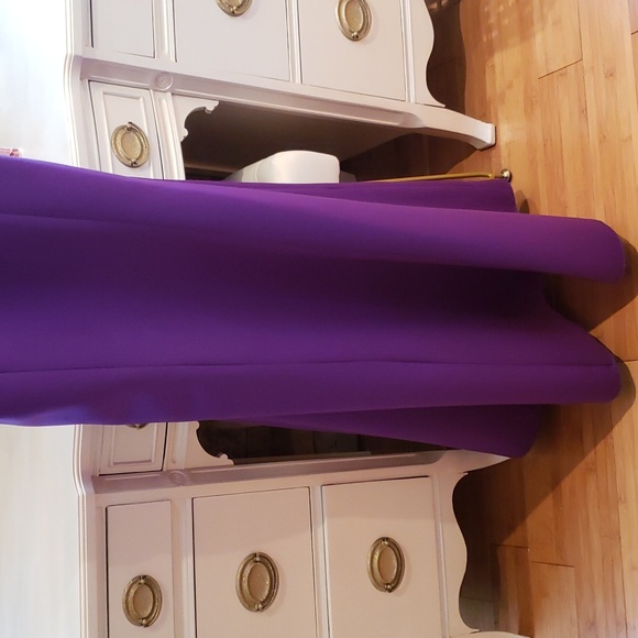 FORMAL DRESS - Picture 5 of 13